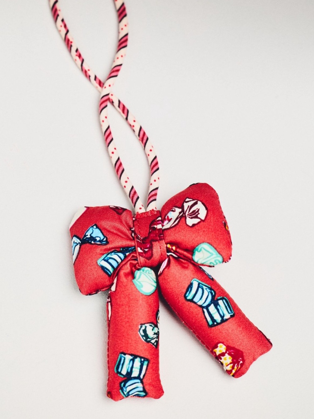 Vera Bradley Anthro Plush Puffy Bow Shaped Bag Charm, Keychain, Ornament